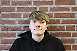 U16